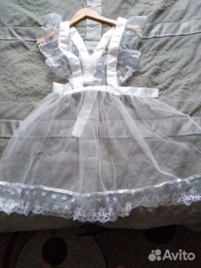 Белый школьный фартук