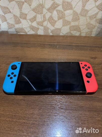 Nintendo Switch oled (19 игр, карта памяти, чехол)