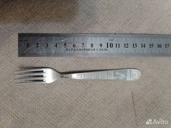 Поварёжка и столовые принадлежности