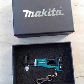 Usb флешка Makita 8гб