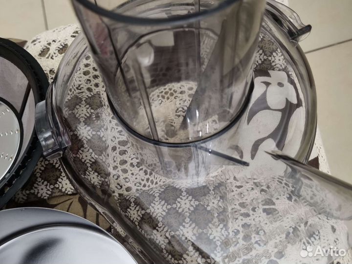 Соковыжималка,800 ват,состояние новой без упаковки