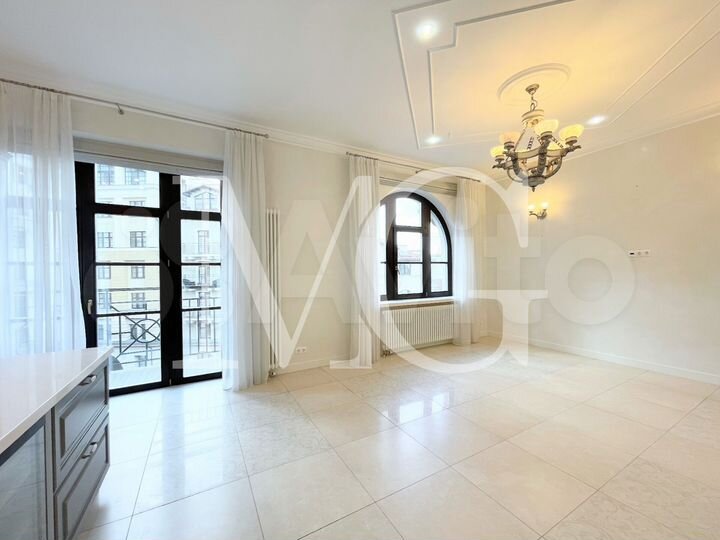 6-к. квартира, 300 м², 6/10 эт.