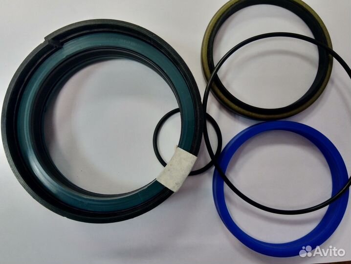 Ремкомплект цилиндра подъёма стрелы Soosan 736LII