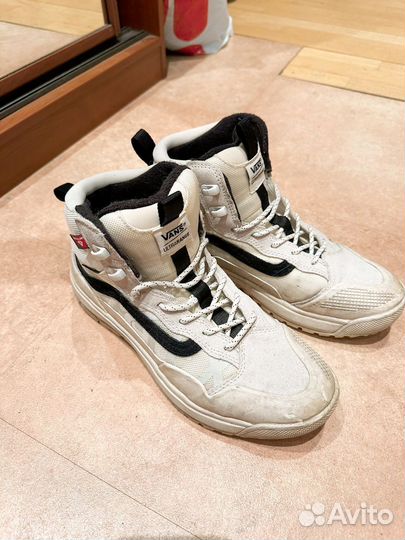 Зимние ботинки Vans