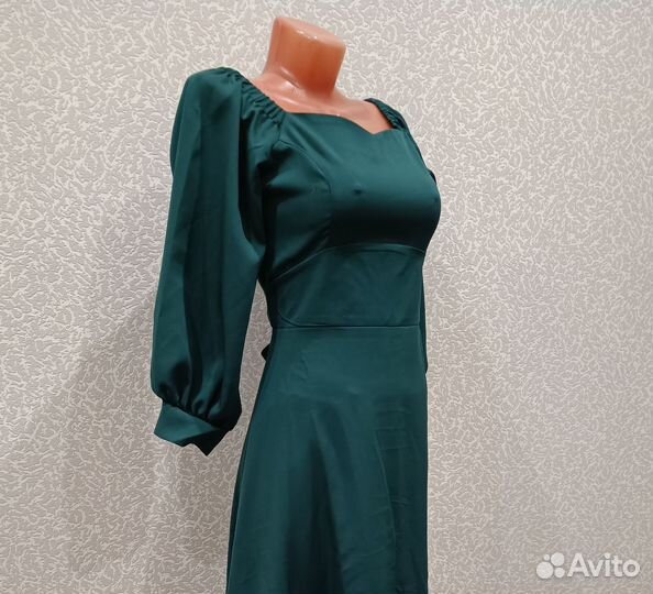 Платье женскон