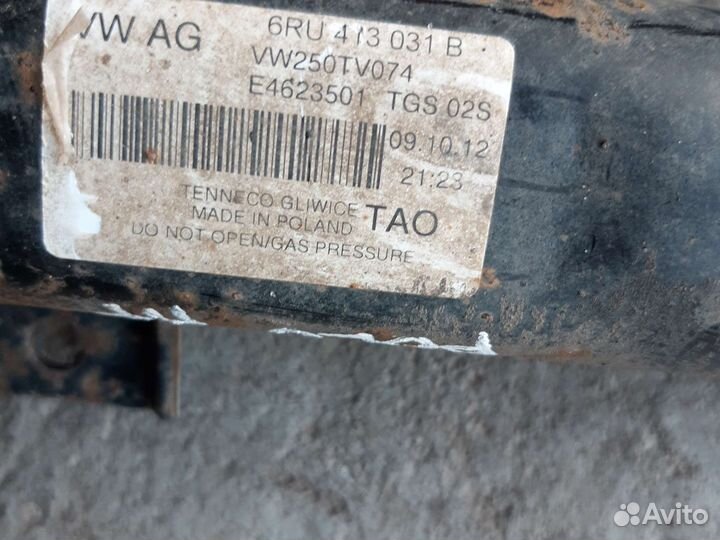 Стойки передние Volkswagen polo седан