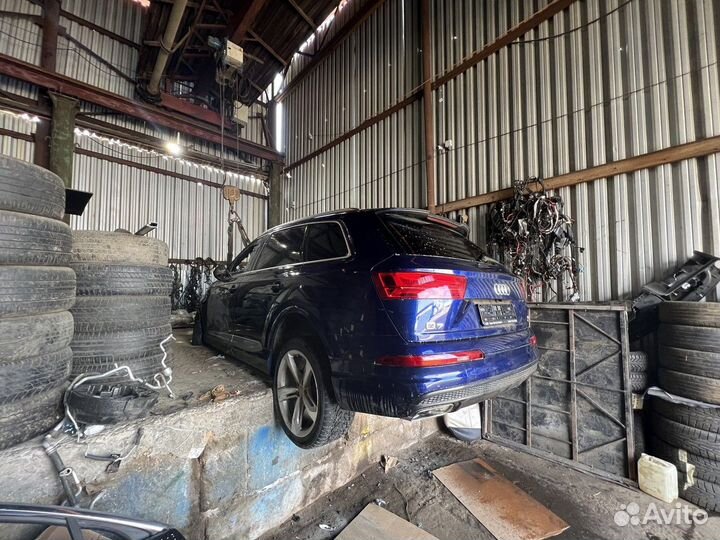 Audi Q7 2018г (дизель) 3.0 AT по запчастям