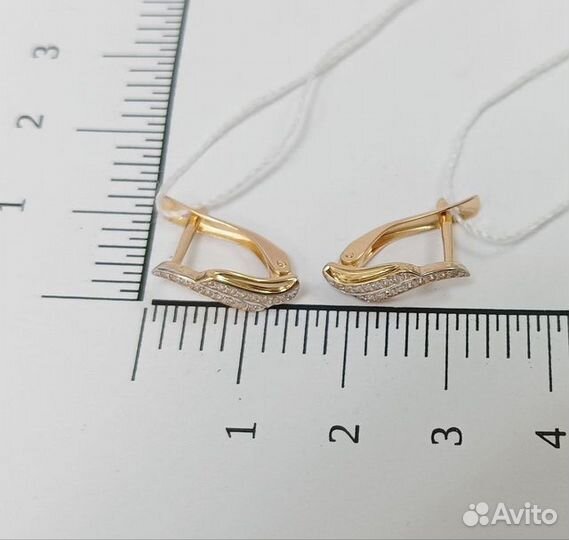 Золотые серьги с фианитом