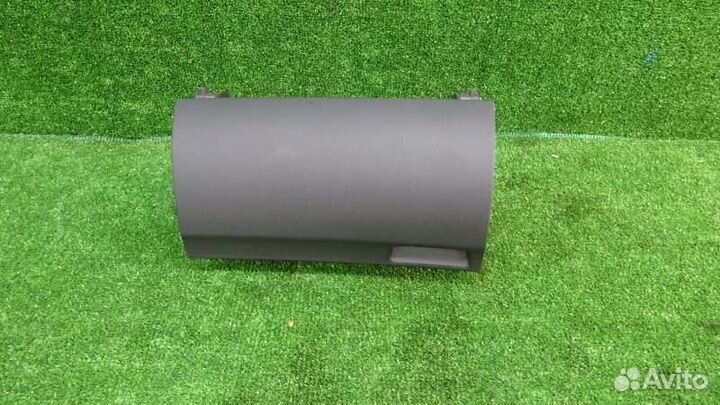 Бардачок Toyota Wish ZNE10 1ZZ-FE 2008/06