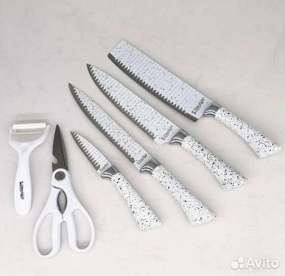 Набор кухонных ножей, новый