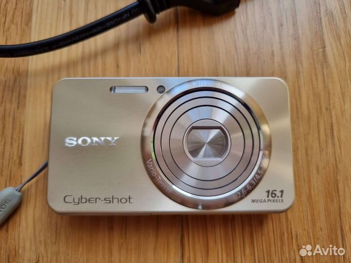 Компактный фотоаппарат sony cyber shot