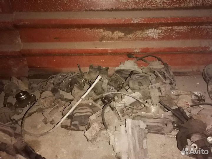 Суппорт передний и задний Пежо и Ситроен