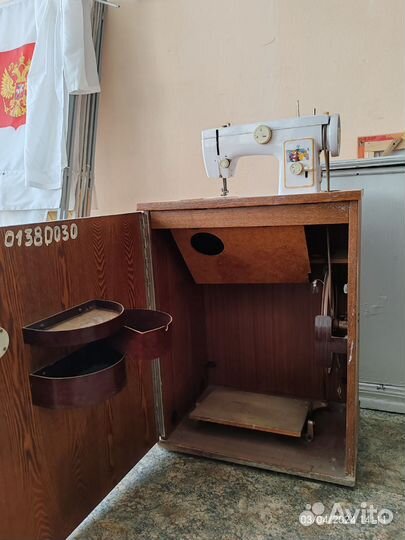 Швейная машинка