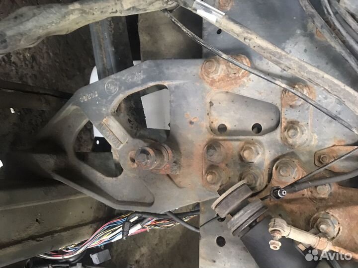 Кранштеин крепления передней Ресоры