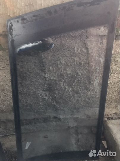 Стекло заднее mercedes