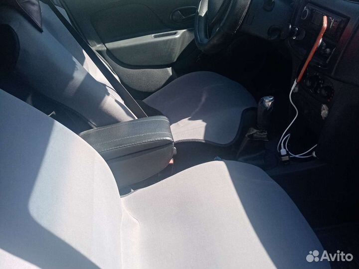 Renault Logan 1.6 МТ, 2016, 300 000 км