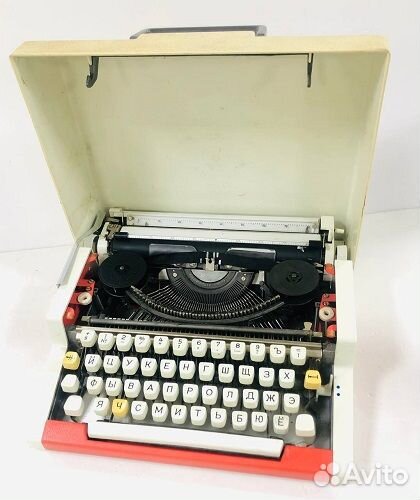 Печатная машинка. Югославия