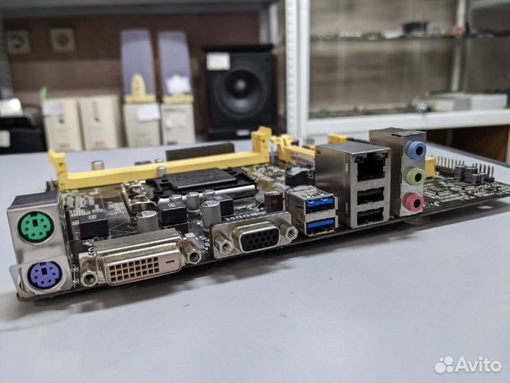 Socket 1150 asus H81M-K