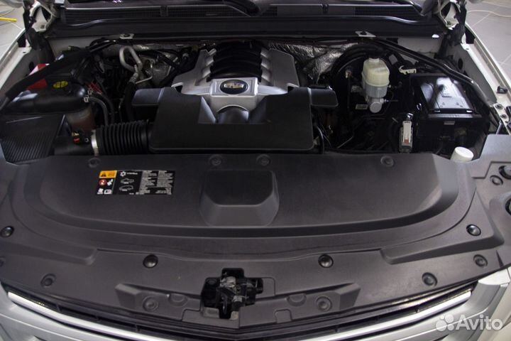 Cadillac Escalade 6.2 AT, 2016, 255 002 км