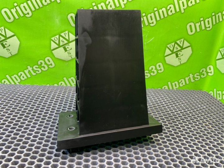 Кронштейн бампера передний левый Citroen C4