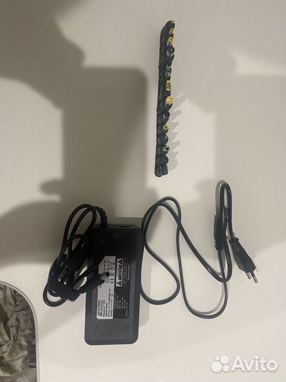 Зарядное устройство для ноутбука