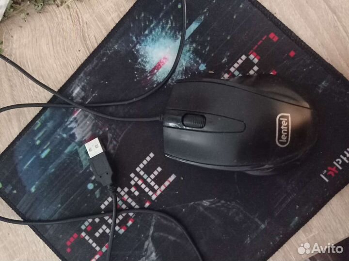 Монитор Samsung