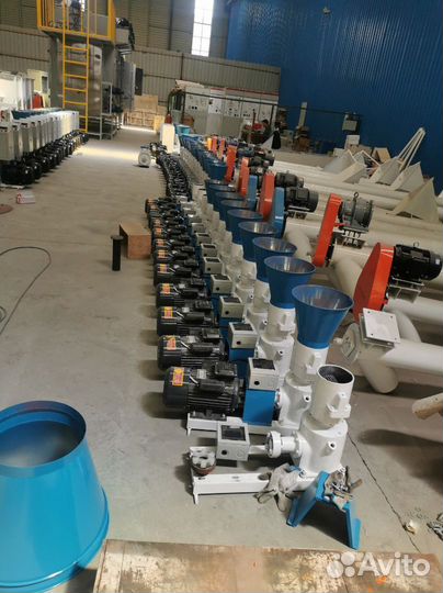 Мини-гранулятор для комбикорма zlsp-260 в наличии