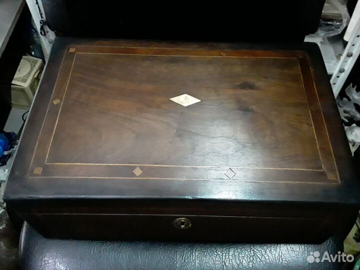 Сундук ларец