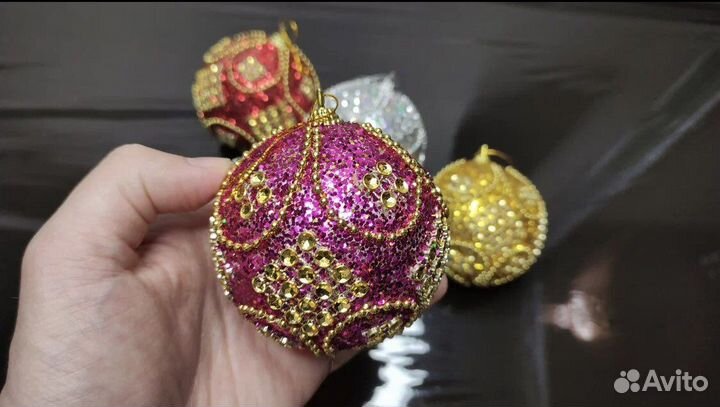 Набор новогодних игрушек