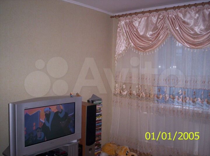 Доля в 3-к. квартире, 61,9 м², 1/5 эт.