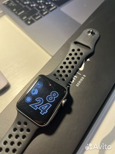 Apple watch 3 nike
