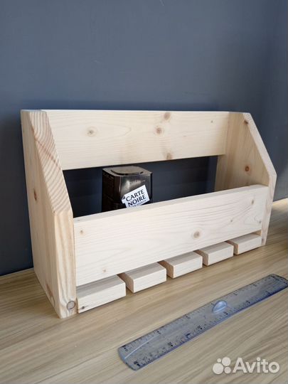 Полка настенная навесная