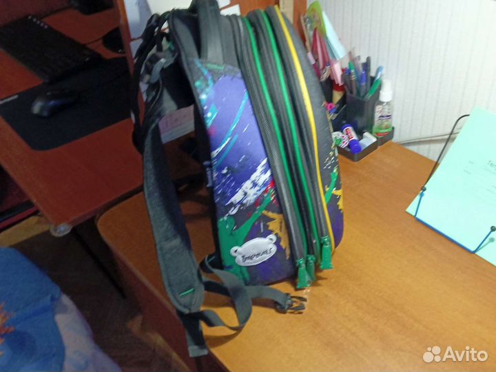 Рюкзак школьный