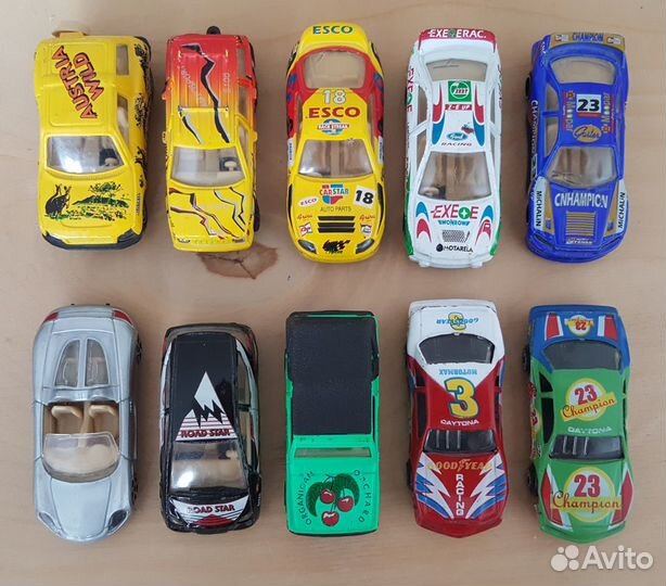 Машинки гоночные коллекционные начала 2000-х годов