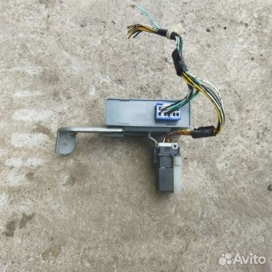 Блок управления стеклоочистителем Honda CR-V