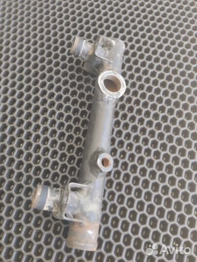 Kawasaki zx7r, zx7, ZX750P Патрубок водяной