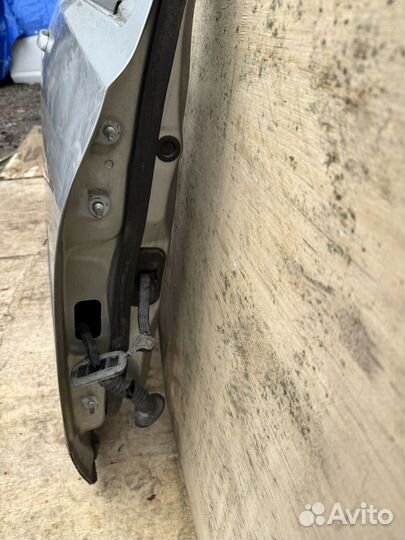 Дверь передняя правая Nissan Qashqai J10