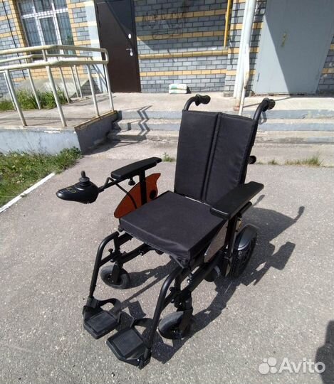 Инвалидная коляска delto electro 1900