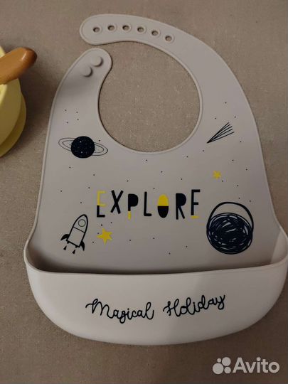 Нагрудник силиконовый