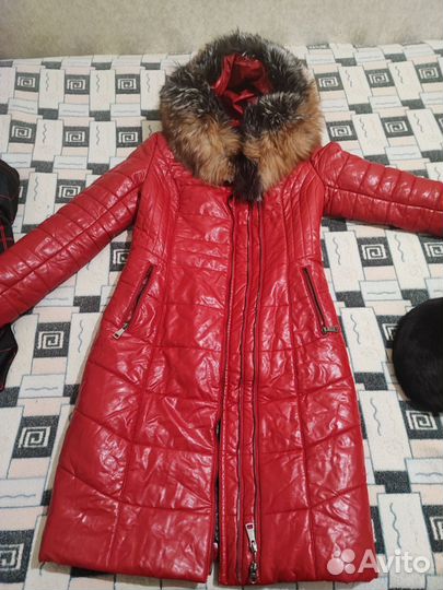 Пуховик женский 46 48 размер с мехом