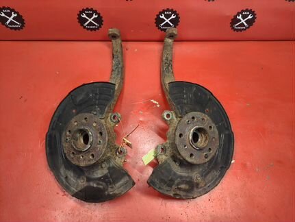 Передний поворотный кулак Mercedes W164