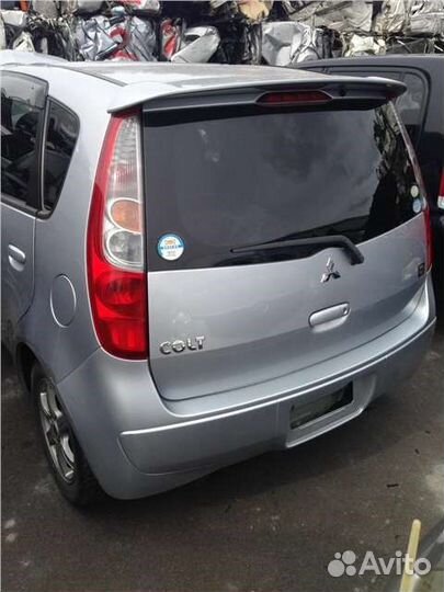 Разбор на запчасти Mitsubishi Colt