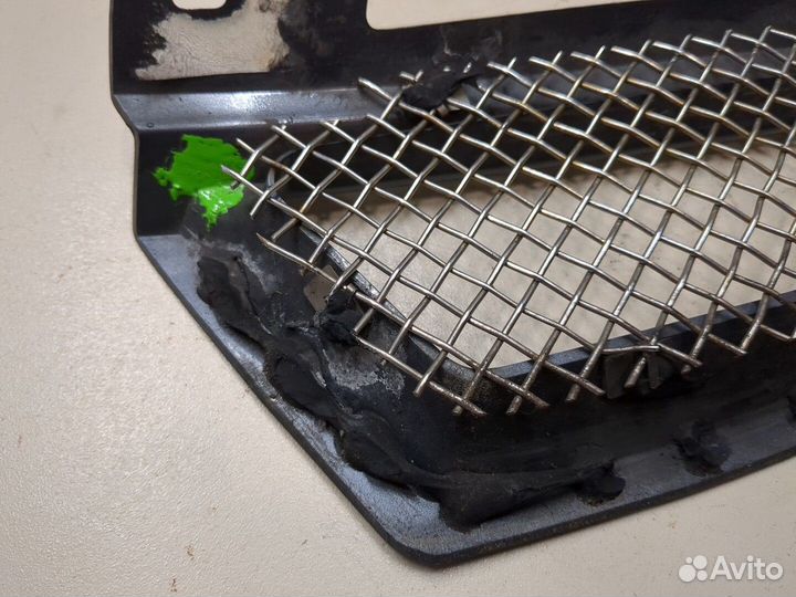 Решетка радиатора Mitsubishi Colt, 2007