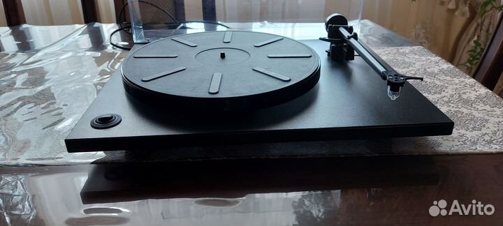 Проигрыватель винила rega rp1