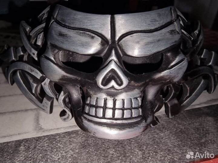 Мужской кожаный ремень черный