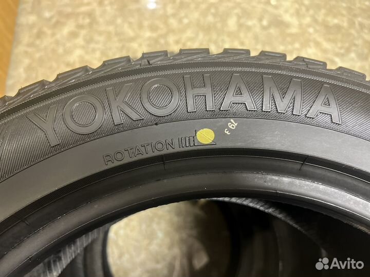 Yokohama Ice Guard Stud IG55 205/55 R16