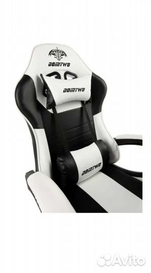 Игровое компьютерное кресло новое с подножкой