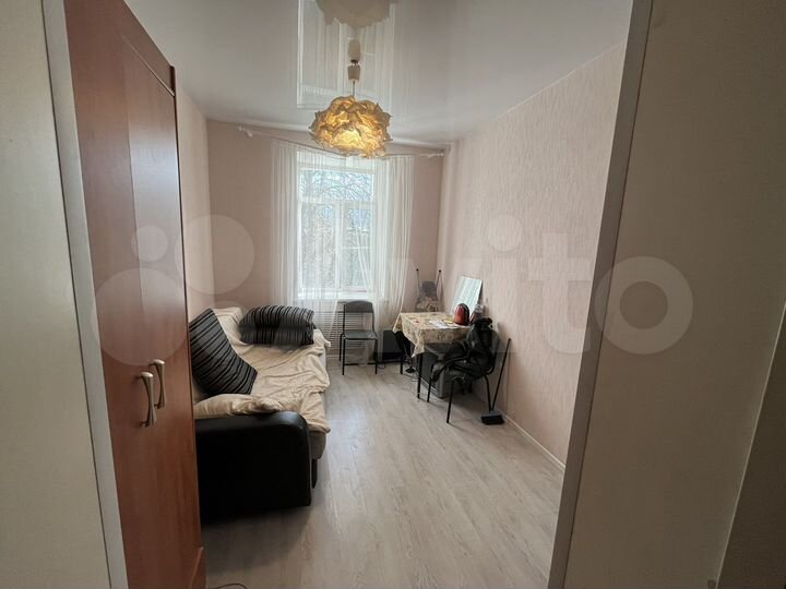 Комната 11 м² в 1-к., 2/2 эт.