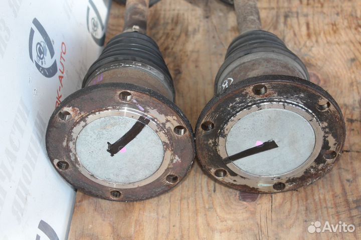 Передние привода на Lincoln Navigator 2 2005г