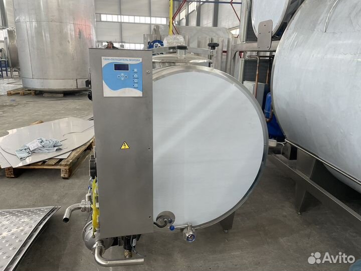 Охладитель молока 1000л.По программе господдержки